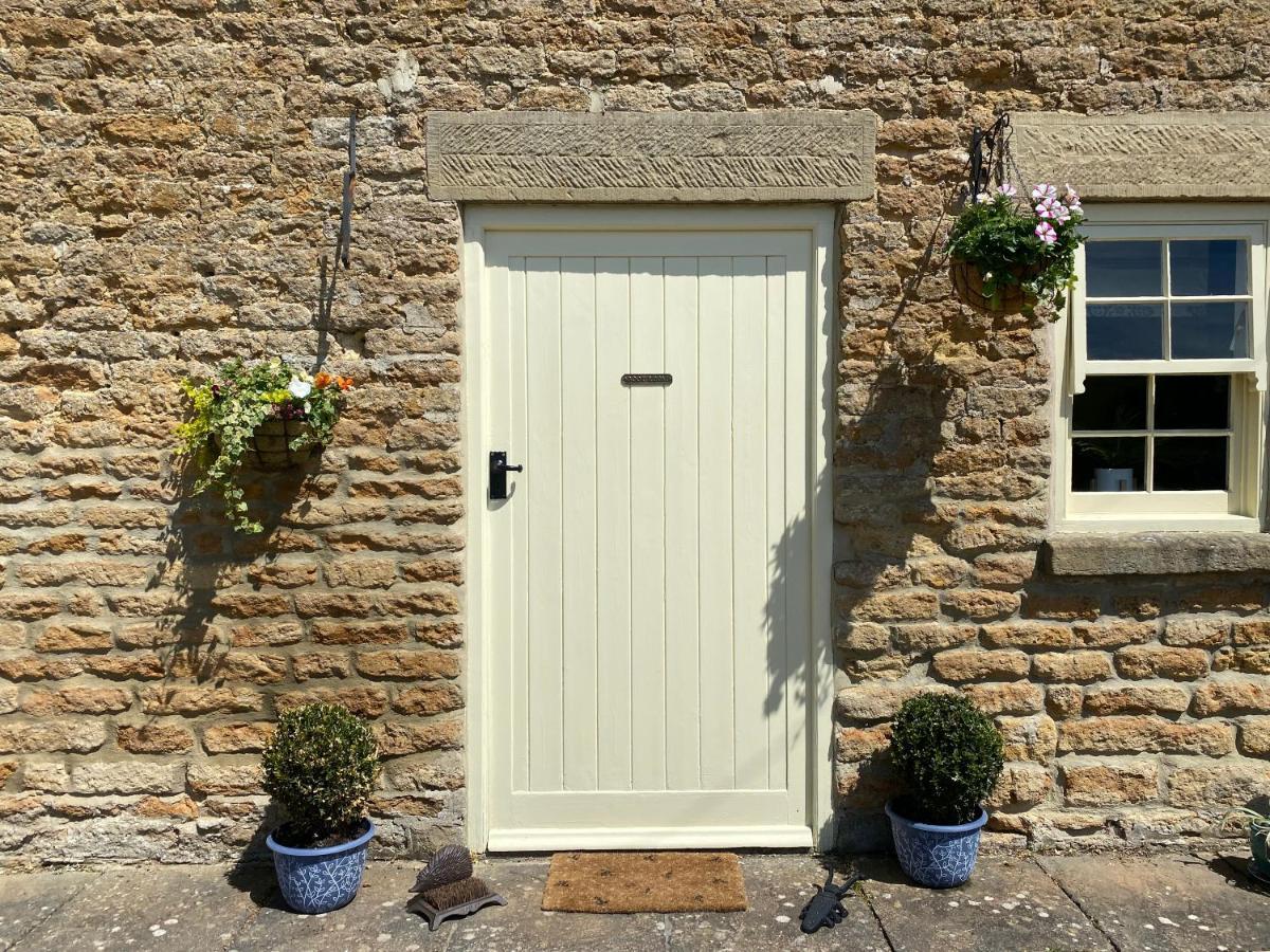 Old Orchard Cottage, Wykeham Scarborough Exteriér fotografie